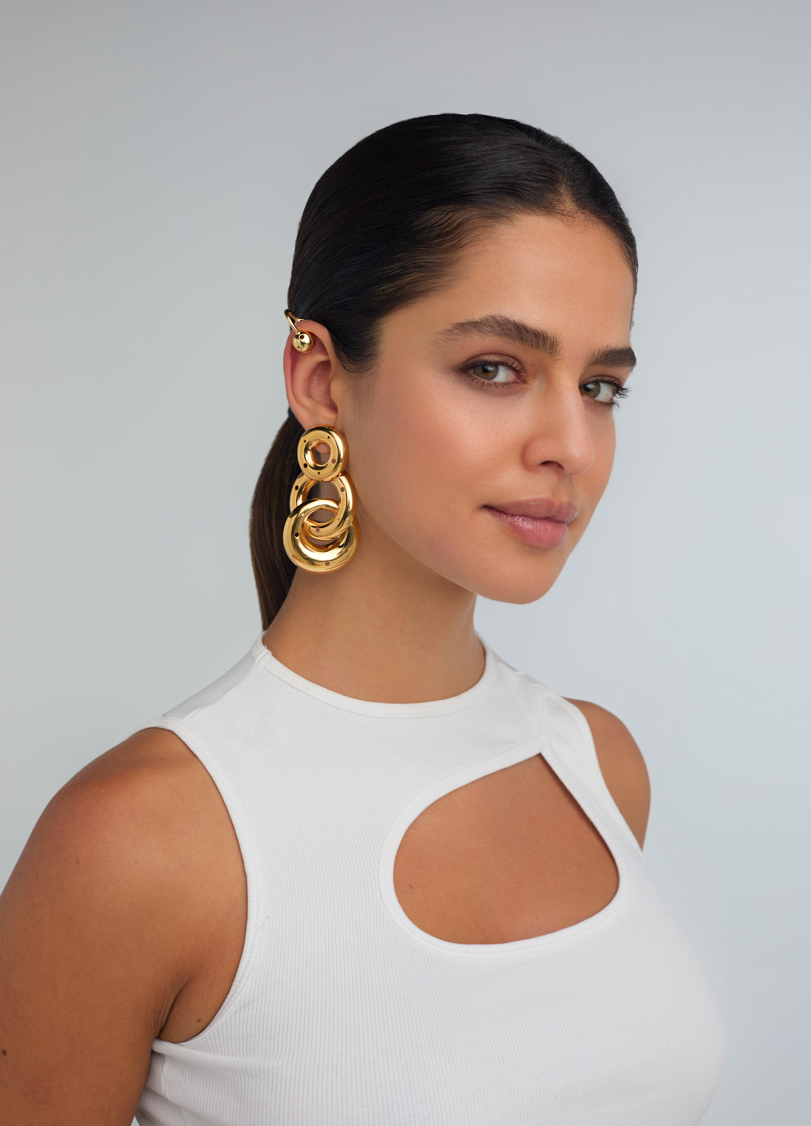 TRIPLE DONA EARRING